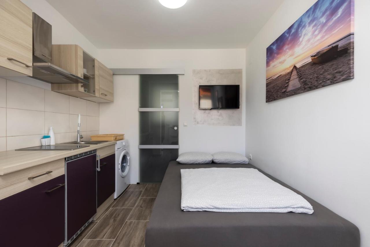 Studio Apartment Pinetree - Mali Lošinj Exterior foto